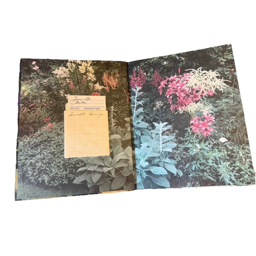 Bulbs: Complete Gardener  Time-Life Complete Gardener Hardcover Decor Table Book